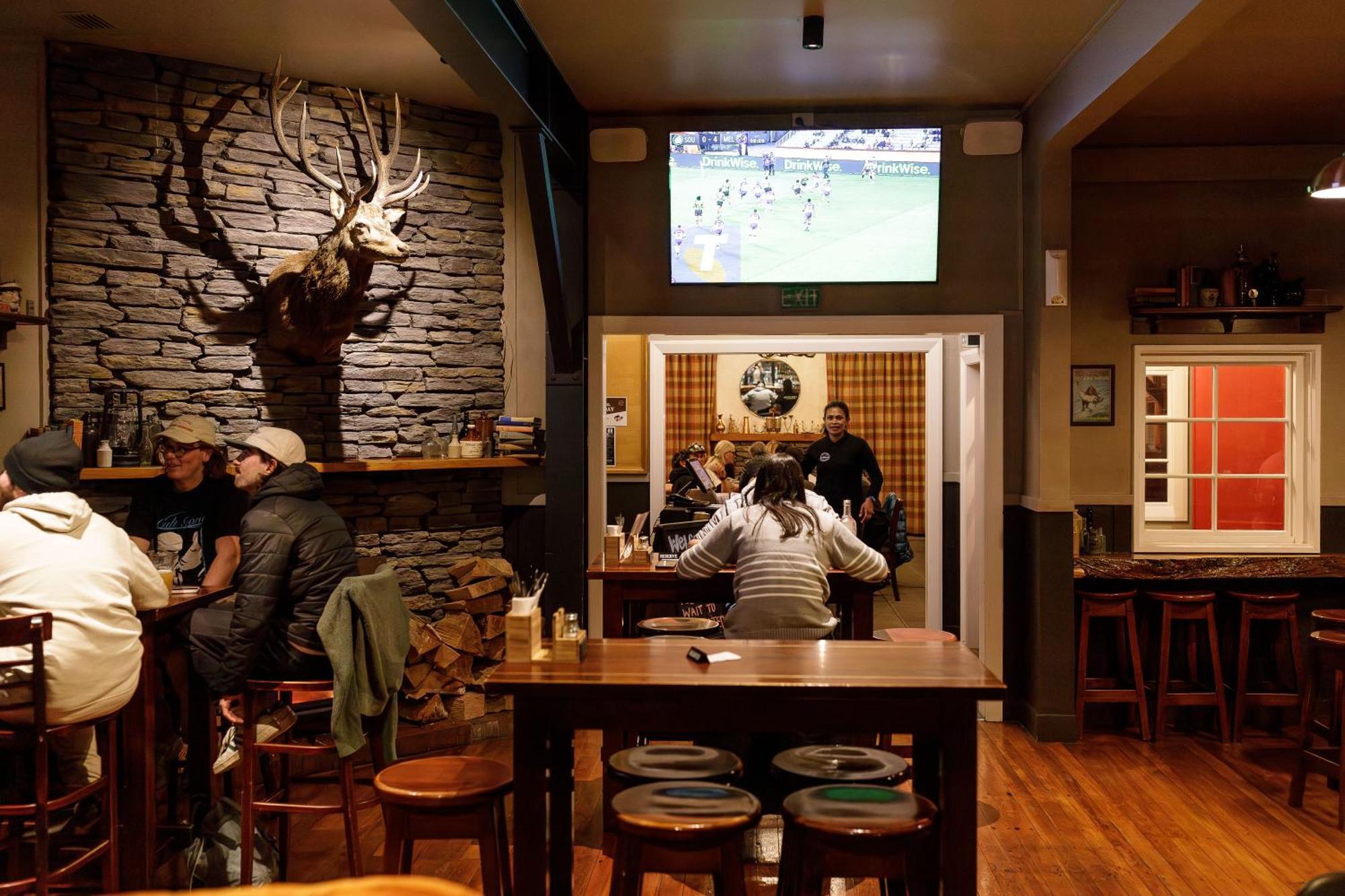 The Brown Pub 2* Methven