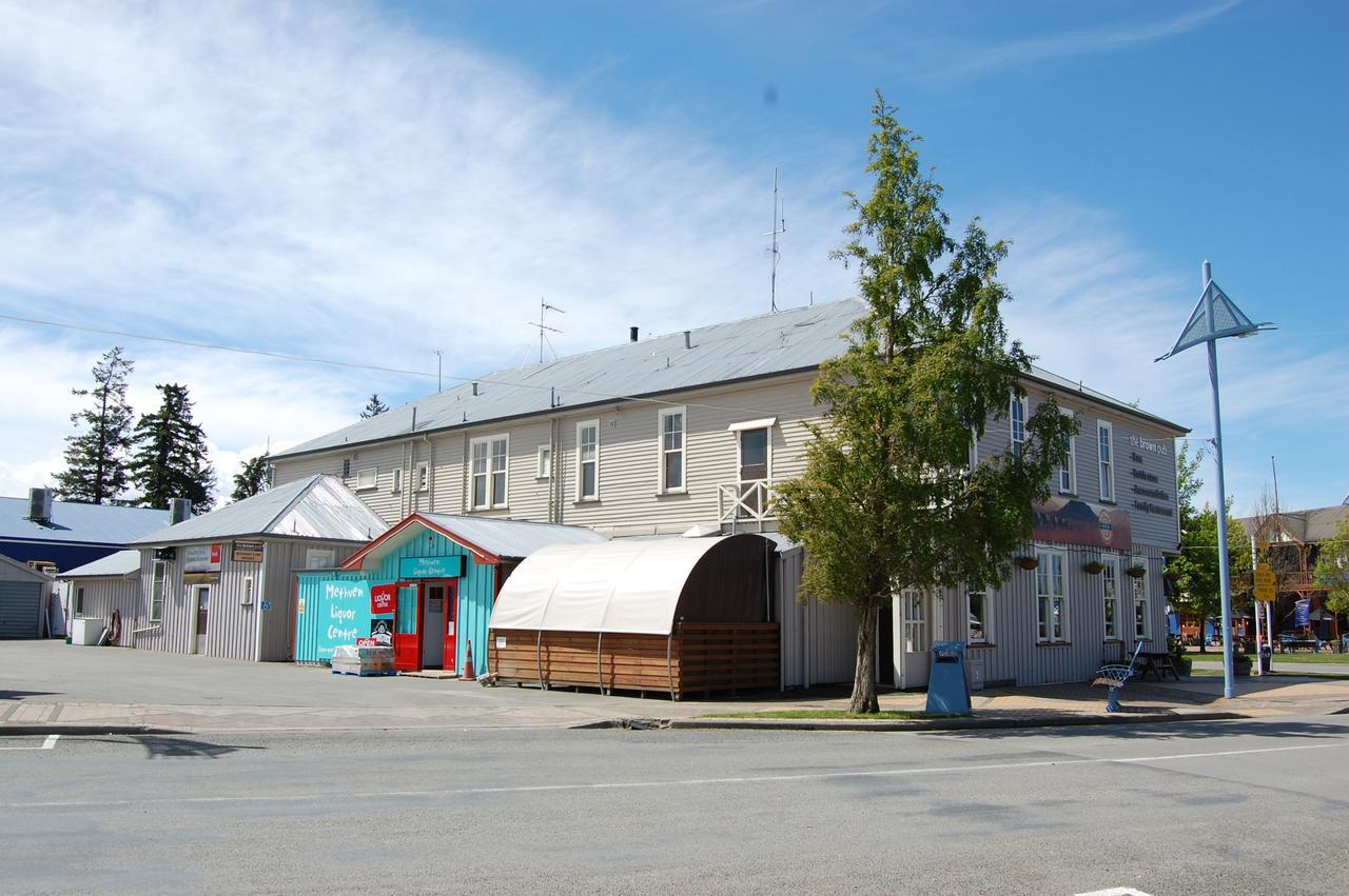 The Brown Pub 2*