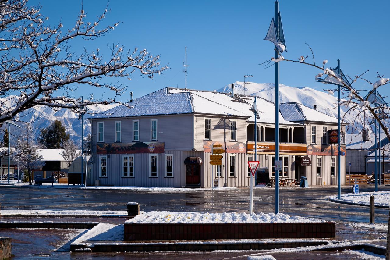 The Brown Pub Hotel
