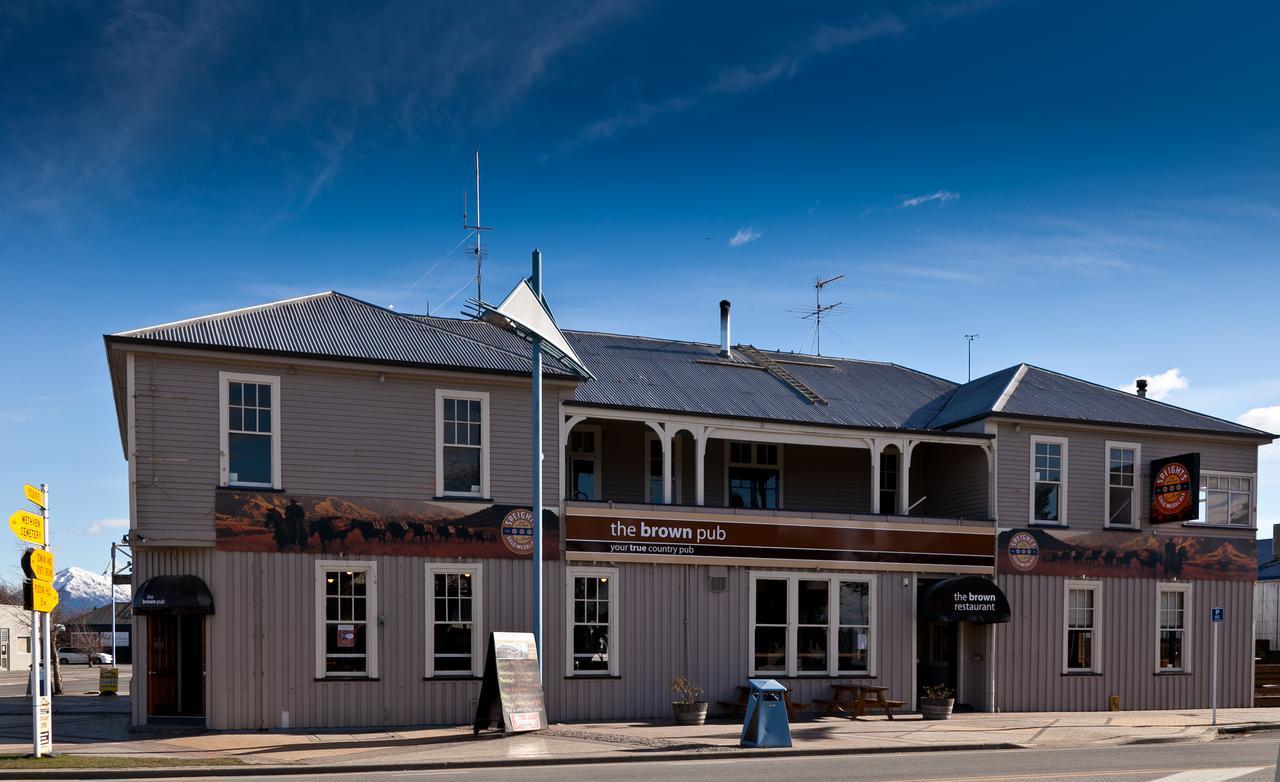 Hotel The Brown Pub